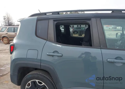 2016 Jeep Renegade Trailhawk z USA, uszkodzony, nr VIN ZACCJBCT0GPD65794